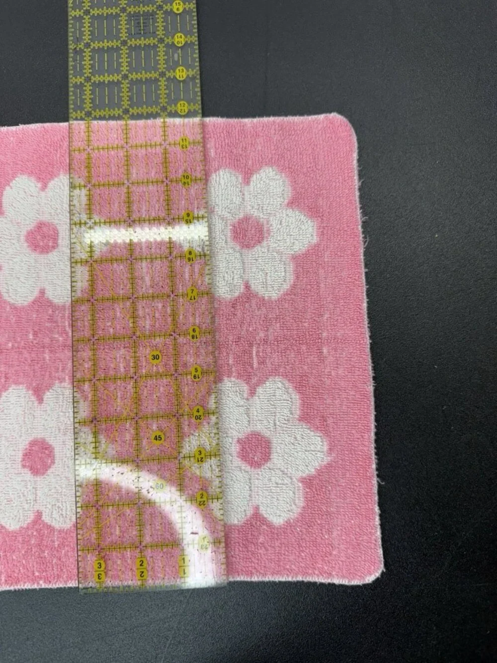 Vintage Daisy Floral Mod Floral Pink White Washcloth Cotton Face Towel MCM Retro